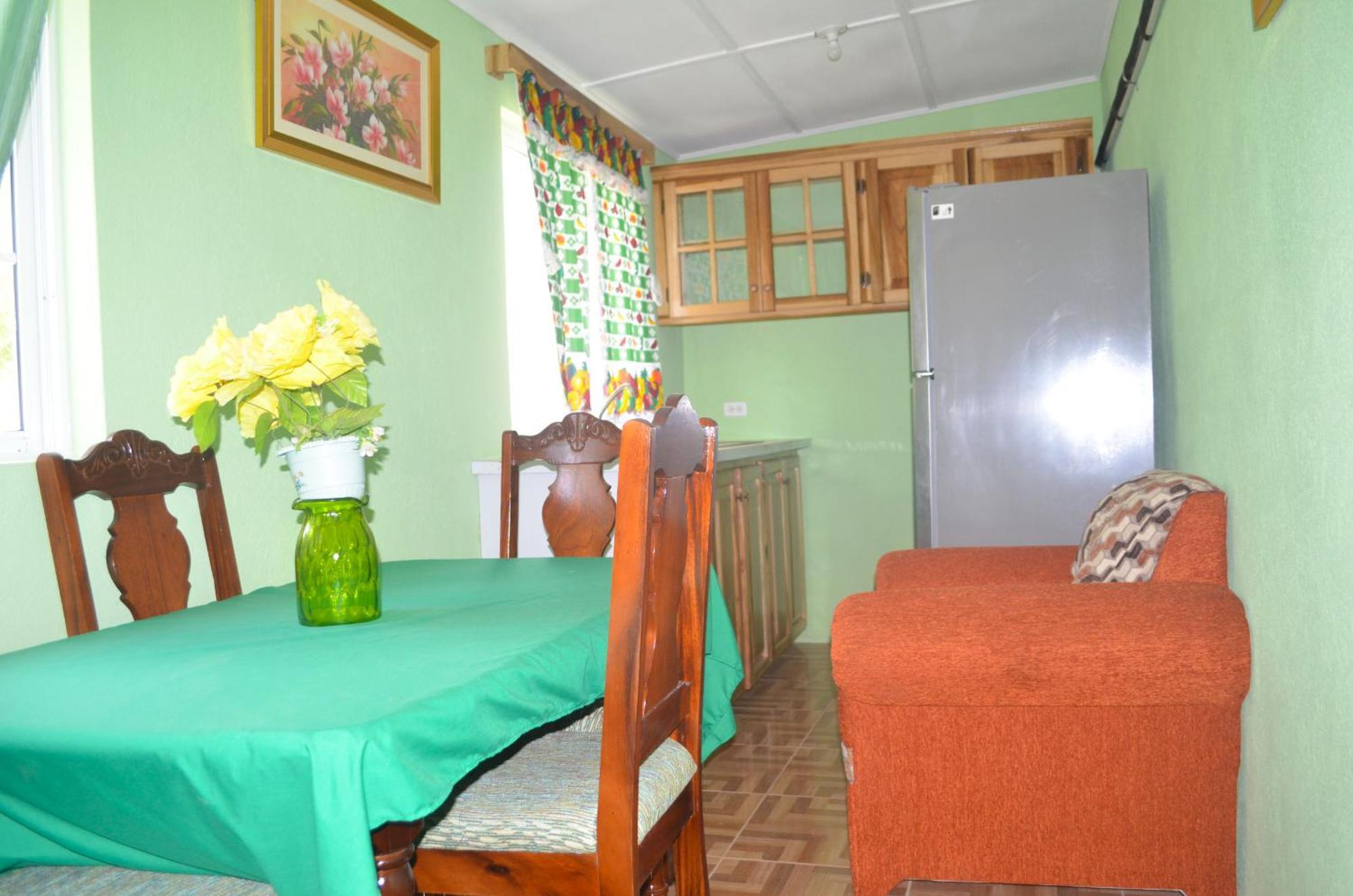 אוצ'ו ריוס Little Shaw Park Guest House מראה חיצוני תמונה