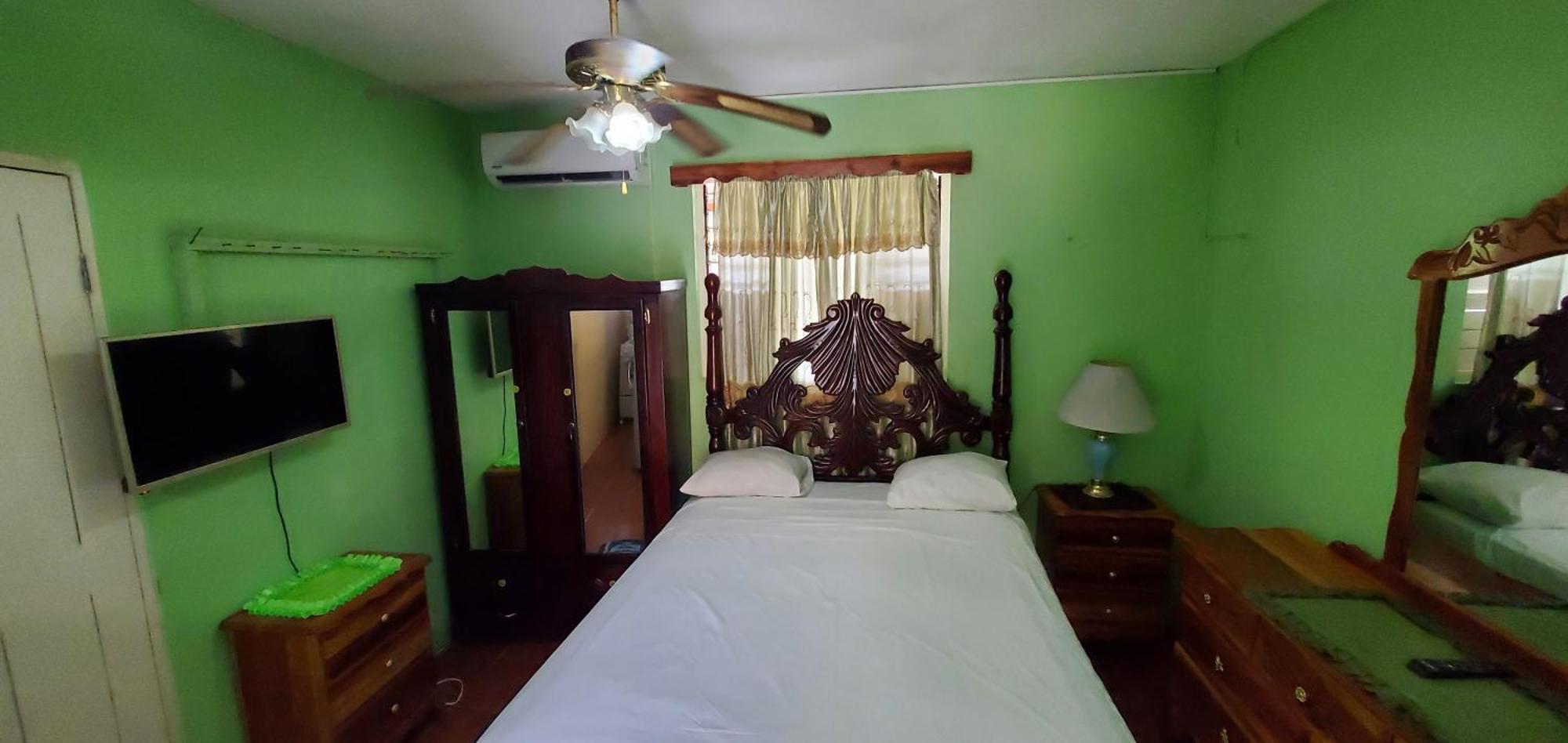 אוצ'ו ריוס Little Shaw Park Guest House מראה חיצוני תמונה