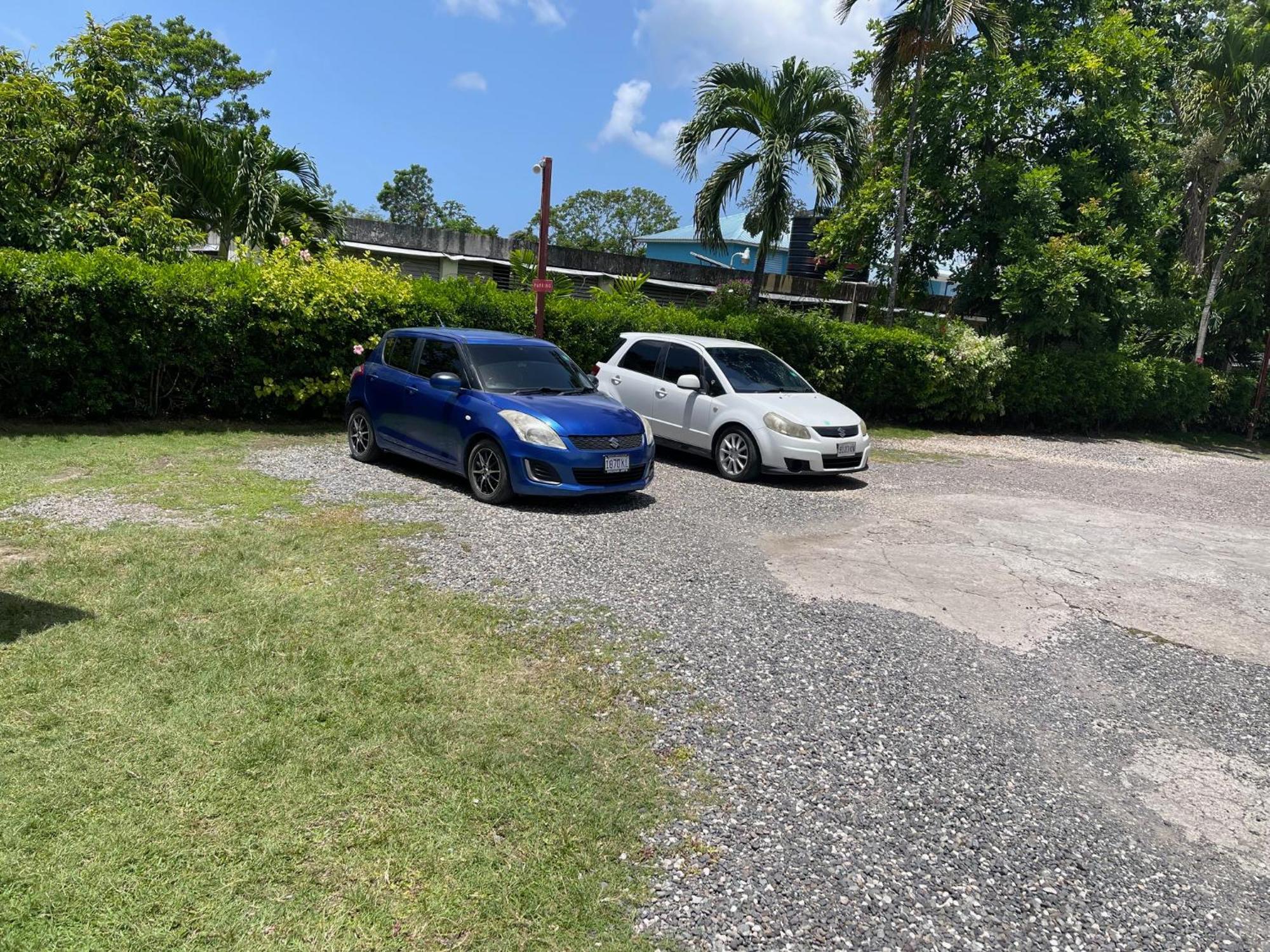 אוצ'ו ריוס Little Shaw Park Guest House מראה חיצוני תמונה