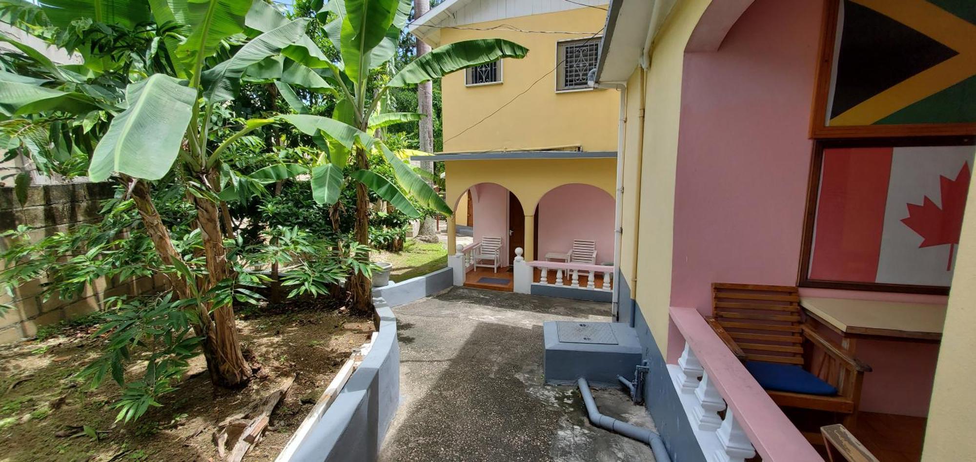אוצ'ו ריוס Little Shaw Park Guest House מראה חיצוני תמונה