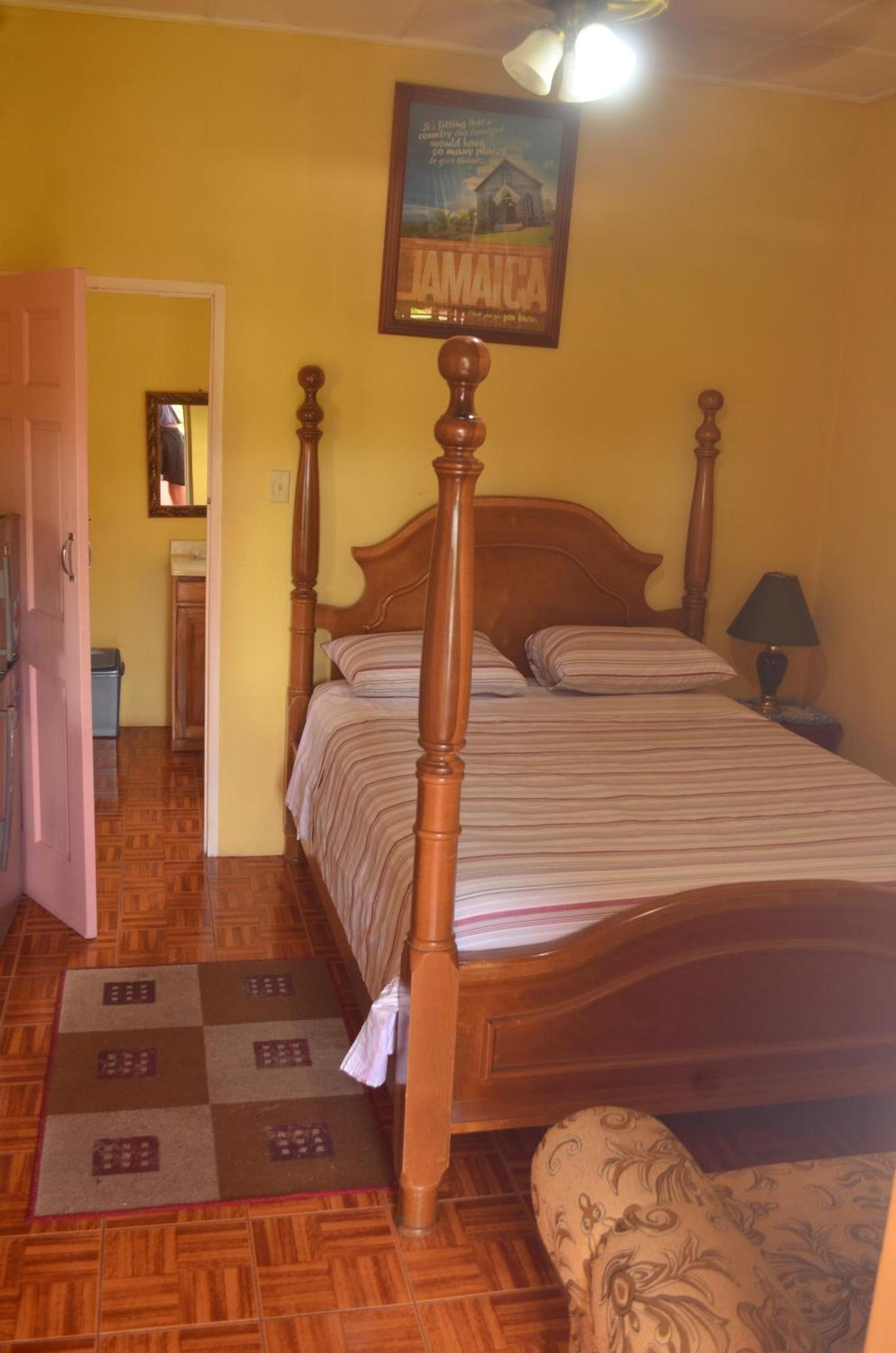 אוצ'ו ריוס Little Shaw Park Guest House מראה חיצוני תמונה
