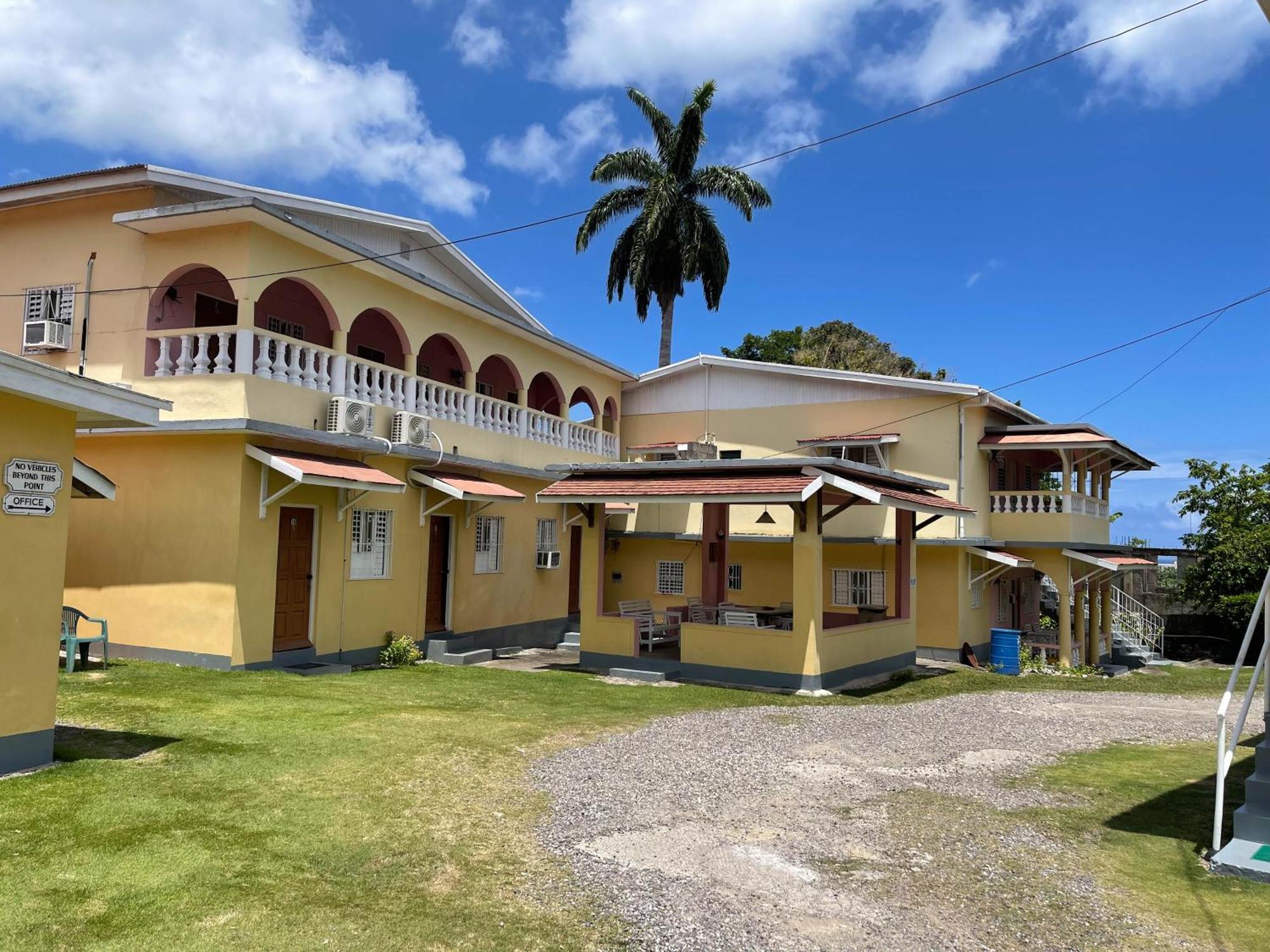 אוצ'ו ריוס Little Shaw Park Guest House מראה חיצוני תמונה